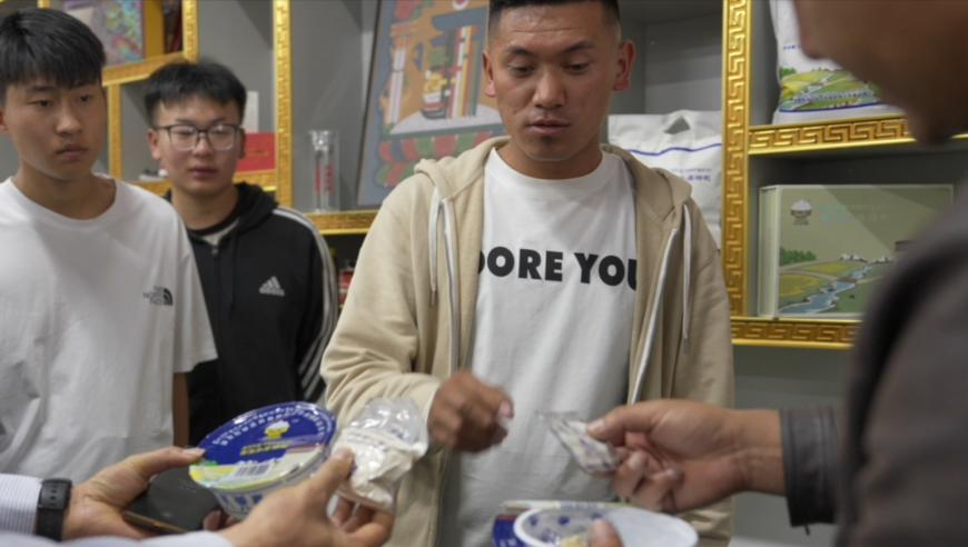 香港正版四不像正版图,DeepSeek已暂停API服务充值,广泛的解释落实支持计划_高级版V6.65