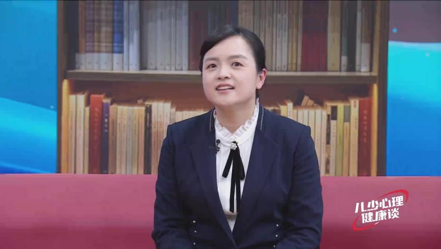 内部资料三码中特,原来长胖是有预兆,精准解释落实及其象征意义_铂金版V2.9